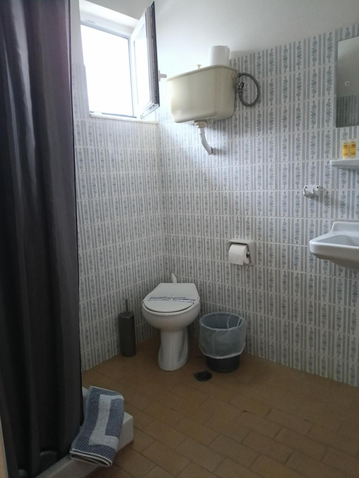 Ermis Hotel Loutra Ipatis Bagian luar foto
