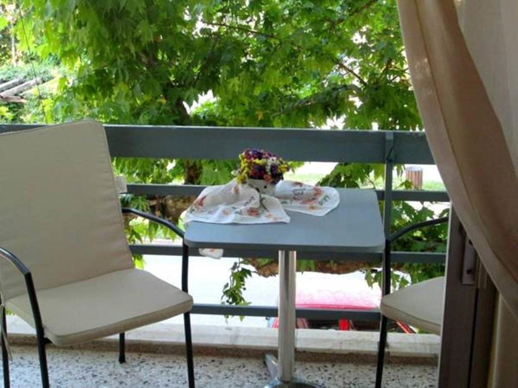 Ermis Hotel Loutra Ipatis Bagian luar foto