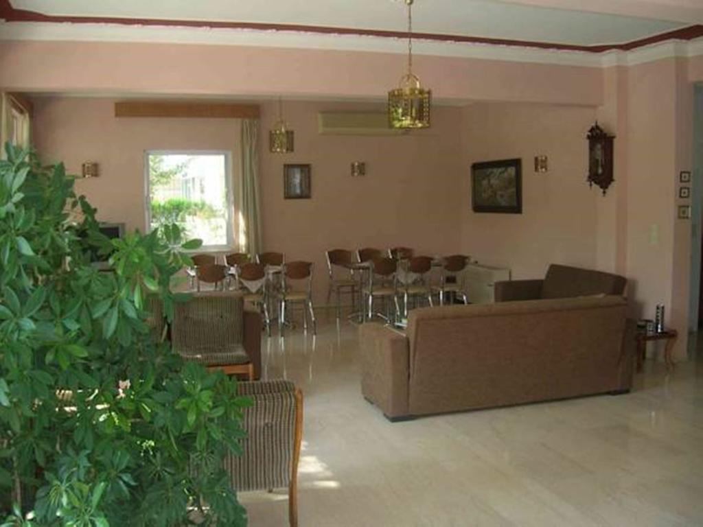 Ermis Hotel Loutra Ipatis Bagian luar foto